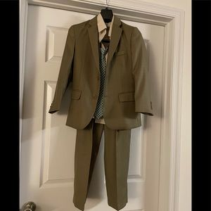 Boy’s suit